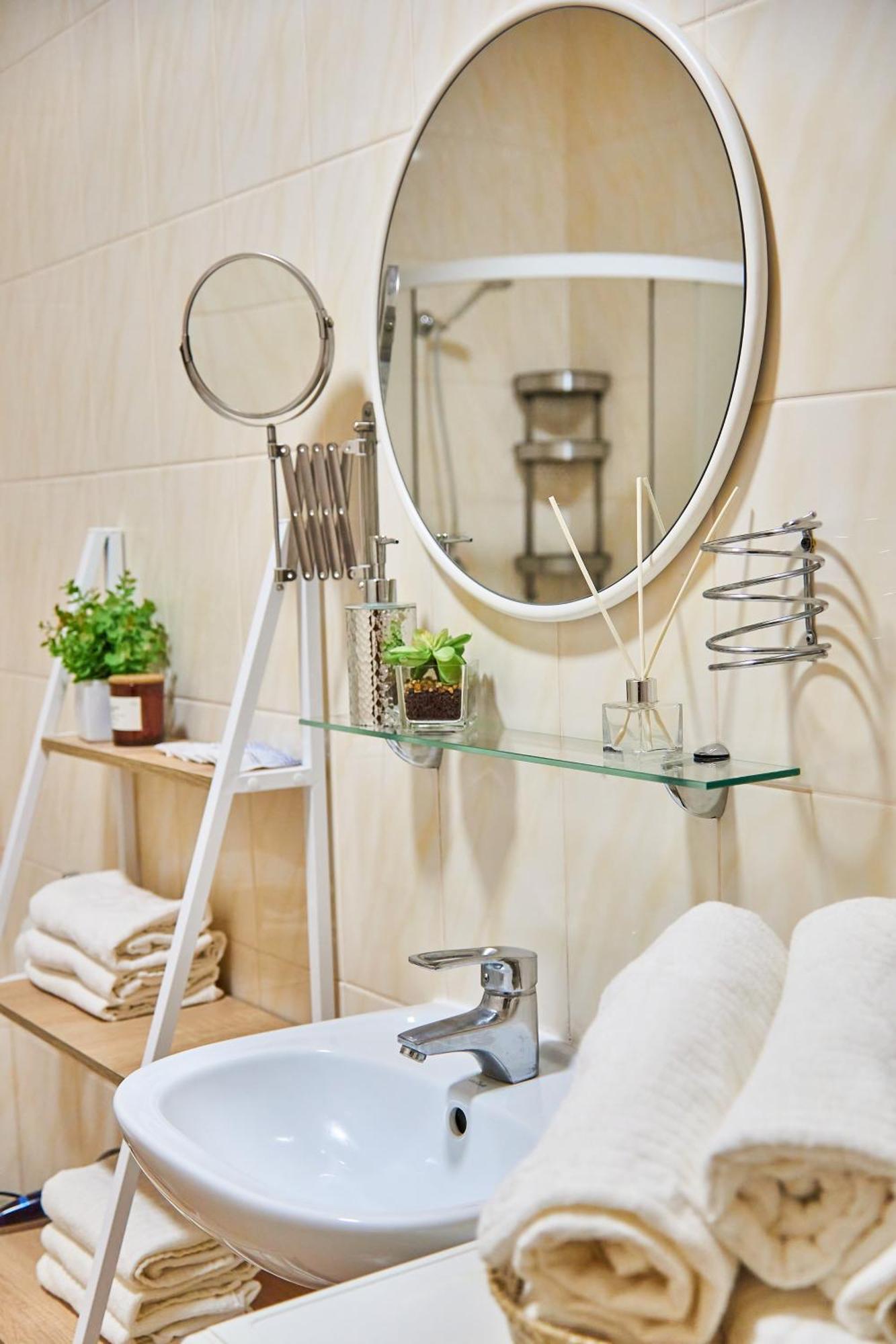 Elegant Lux Apartment In Central Square موكاشيفه المظهر الخارجي الصورة